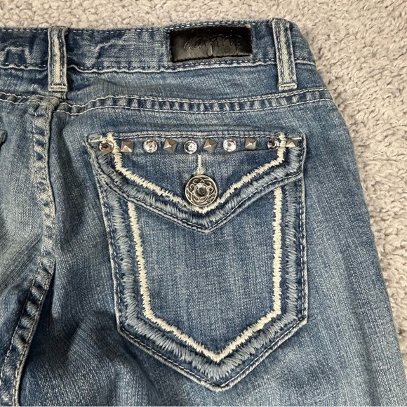 Daytrip Jeans Womens 28 Leo Capri Bedazzled Flap Pockets Big Stitch Stretch Low - Picture 5 of 6